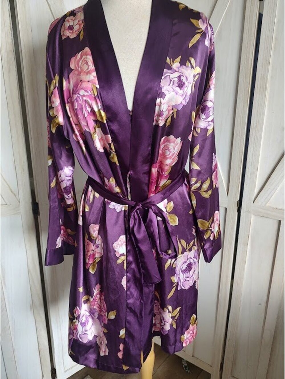Morgan Taylor Purple Floral Satin Nightgown L/XL Free Robe (damaged) #romance - Picture 5 of 6